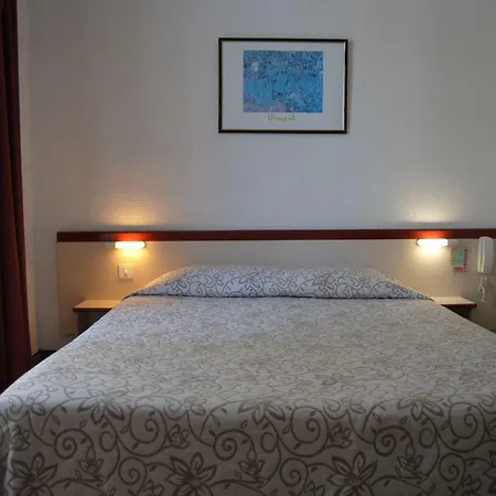 Hotel Royal 3*