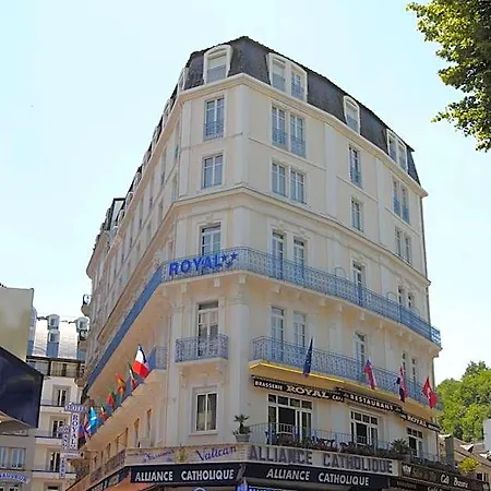 Royal Hotel