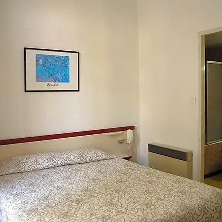Royal Hotel 3*