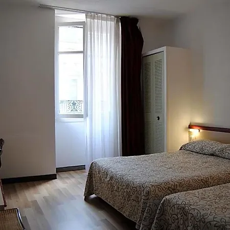 Royal Hotel 3*